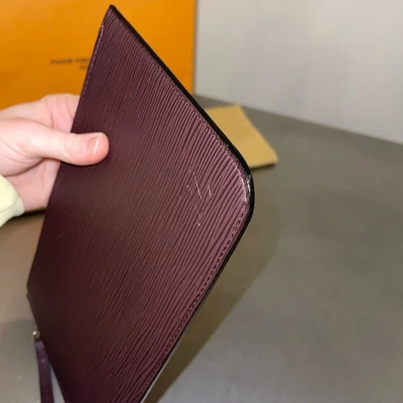 Louis Vuitton Plum Wristlet Clutch - Picture 11 of 12